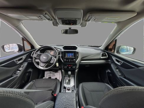 Used 2019 Subaru Forester Premium image 9