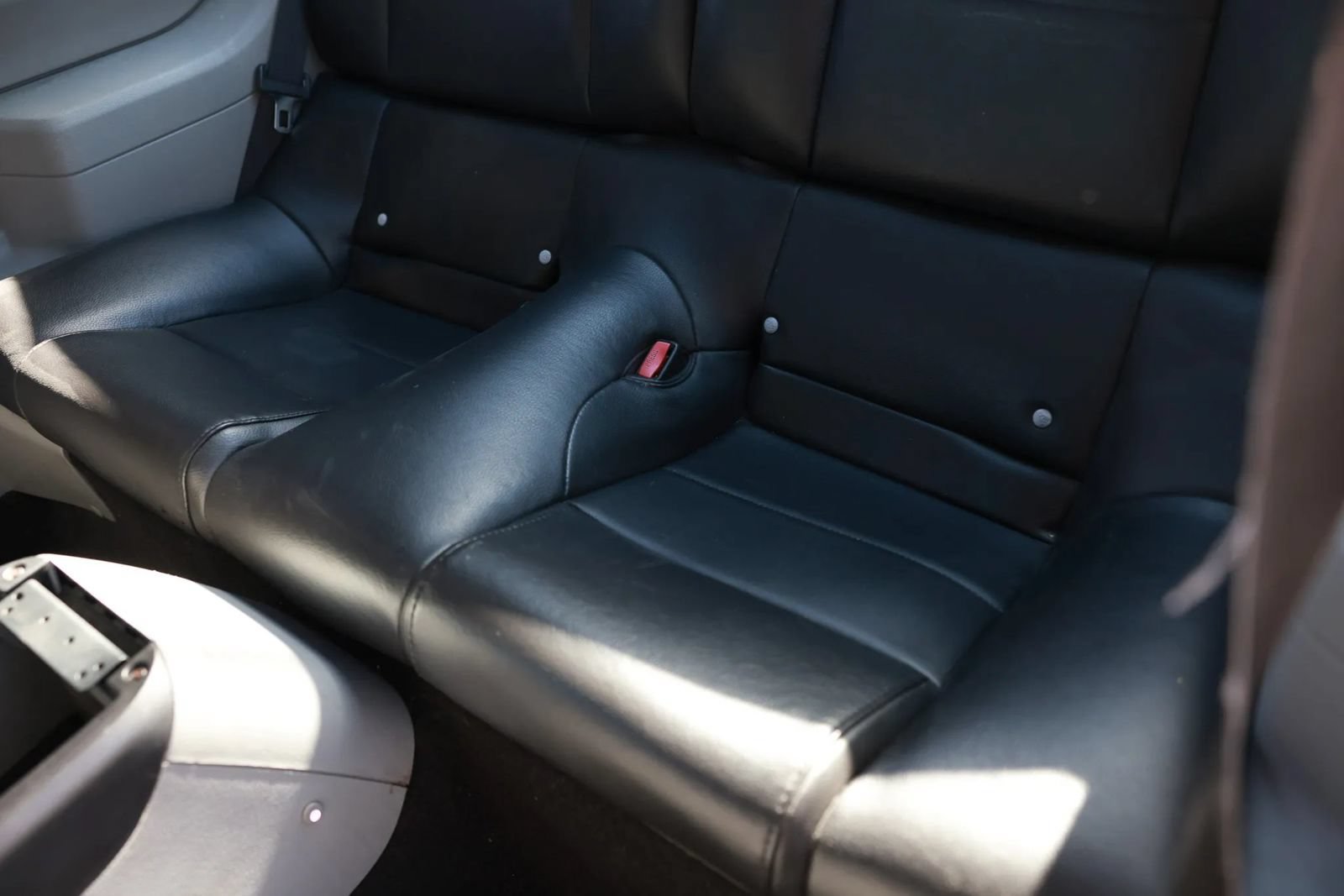 Used 2008 Ford Mustang Coupe RWD image 18