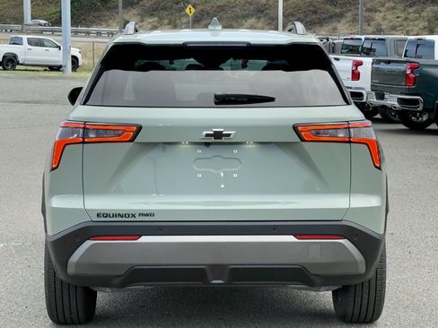 New 2026 Chevrolet Equinox LT w/ Midnight Edition image 4