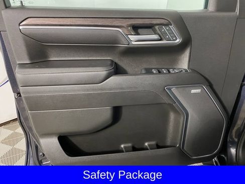 Certified 2023 Chevrolet Silverado 1500 LTZ w/ LTZ Premium Package AWD/4WD image 12