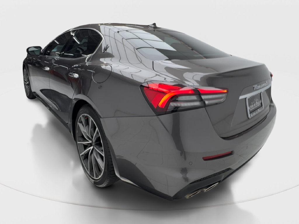 Used 2023 Maserati Ghibli Modena RWD image 11