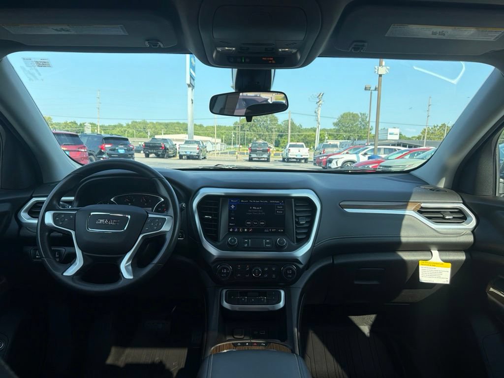 Used 2023 GMC Acadia SLE w/ Driver Convenience Package AWD/4WD image 17