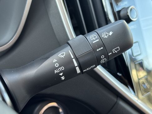 New 2026 Subaru Ascent Touring AWD/4WD image 17