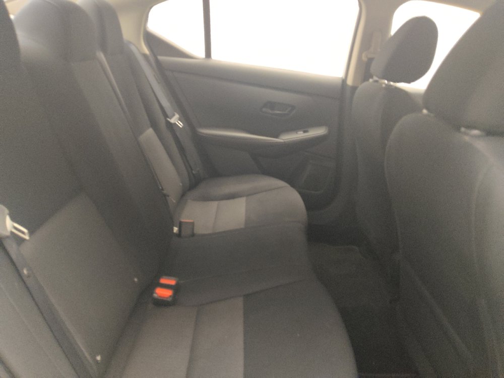 Used 2025 Nissan Sentra SV FWD image 19