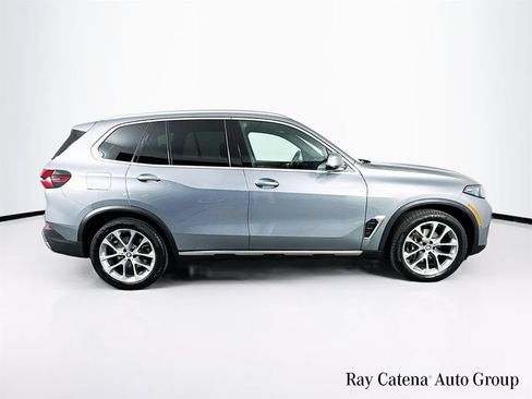 Used 2024 BMW X5 xDrive40i w/ Premium Package AWD/4WD image 8