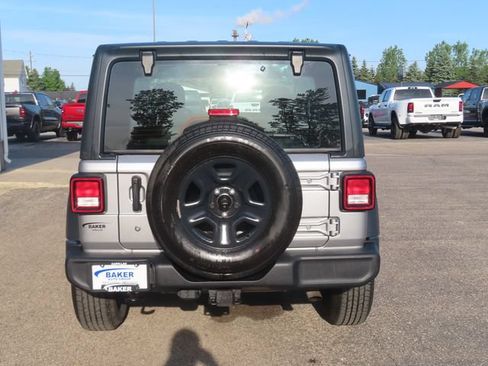 Used 2019 Jeep Wrangler Sport AWD/4WD image 10