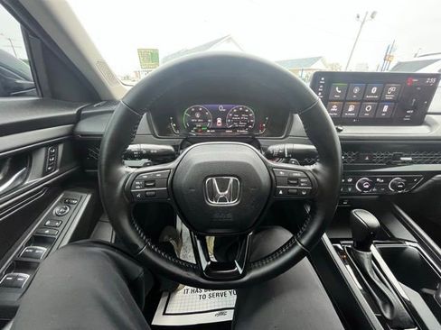 Used 2023 Honda Accord EX-L image 10
