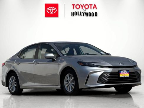 New 2026 Toyota Camry LE w/ Convenience Package FWD image 1