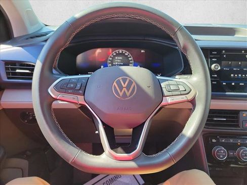 Used 2024 Volkswagen Taos SE FWD image 19