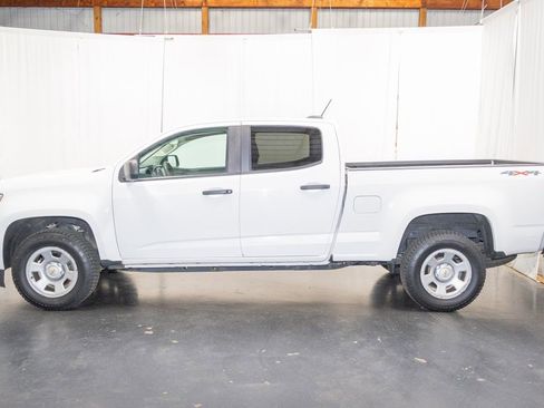 Used 2022 Chevrolet Colorado W/T w/ WT Convenience Package AWD/4WD image 6