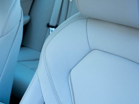 Used 2023 BMW 530i xDrive 530i xDrive w/ Executive Package image 21