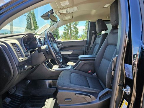 Used 2022 Chevrolet Colorado LT w/ Fleet Safety Package RWD image 24