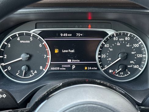 Used 2023 Nissan Rogue SV image 29