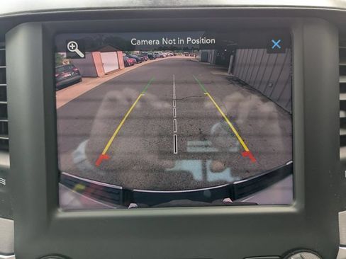 Used 2020 RAM 1500 Big Horn AWD/4WD image 5