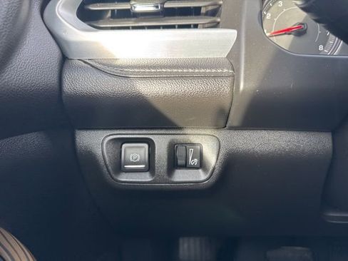 Used 2019 GMC Acadia SLE w/ GMC Pro Grade Package AWD/4WD image 18