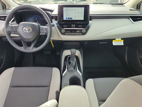 Used 2026 Toyota Corolla LE image 12