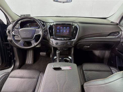 Used 2020 Chevrolet Traverse RS w/ LPO, Floor Liner Package AWD/4WD image 27