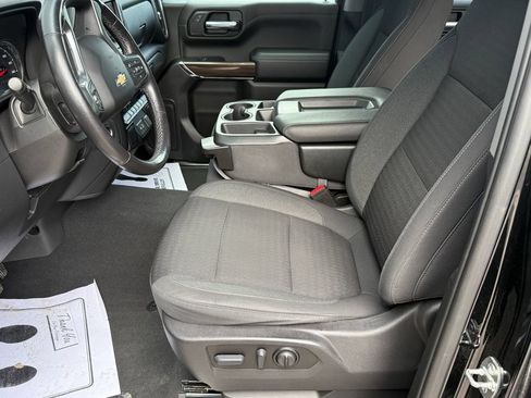 Used 2022 Chevrolet Silverado 1500 LT AWD/4WD image 19