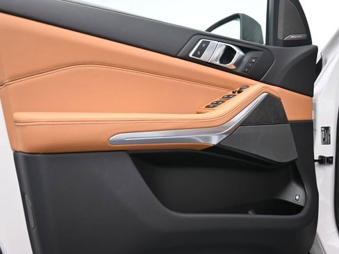 New 2026 BMW X5 xDrive50e AWD/4WD image 9