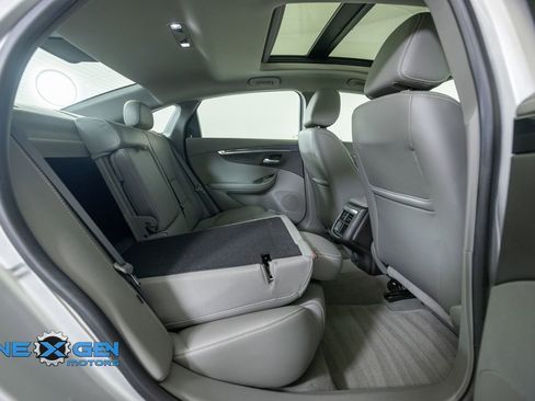 Used 2019 Chevrolet Impala LT w/ Sunroof and Spoiler Package FWD image 37