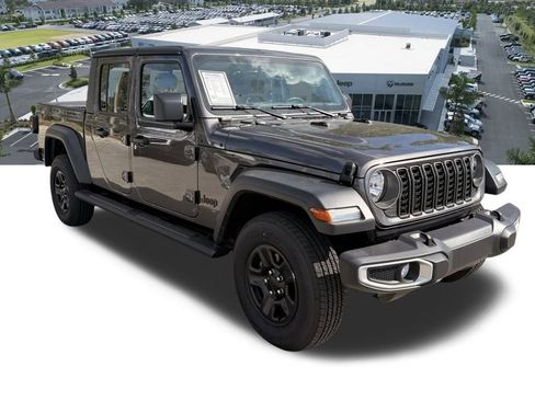 Certified 2025 Jeep Gladiator Sport image 2
