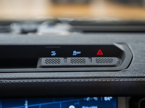 Certified 2025 Ford Bronco Outer Banks image 30