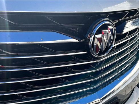 Used 2022 Buick Enclave Premium image 33