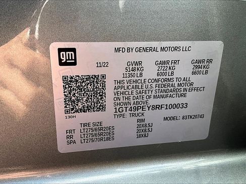 Used 2024 GMC Sierra 2500 AT4 w/ Technology Package AWD/4WD image 12