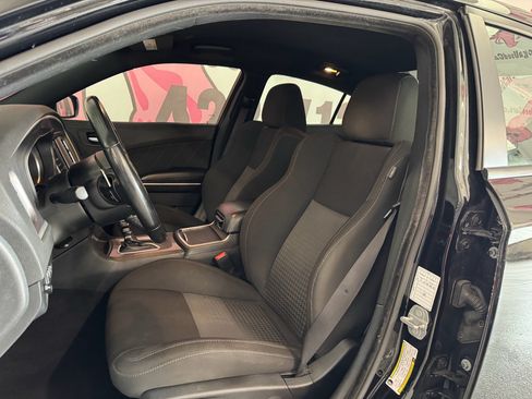 Used 2022 Dodge Charger GT RWD image 17