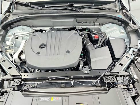New 2026 Volvo XC60 B5 Ultra w/ Protection Package Premier image 32