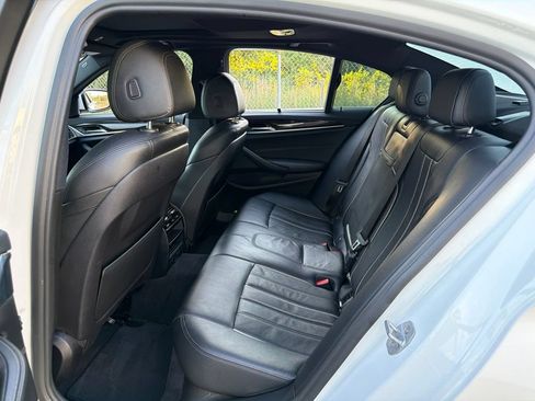 Used 2018 BMW 540i RWD image 21