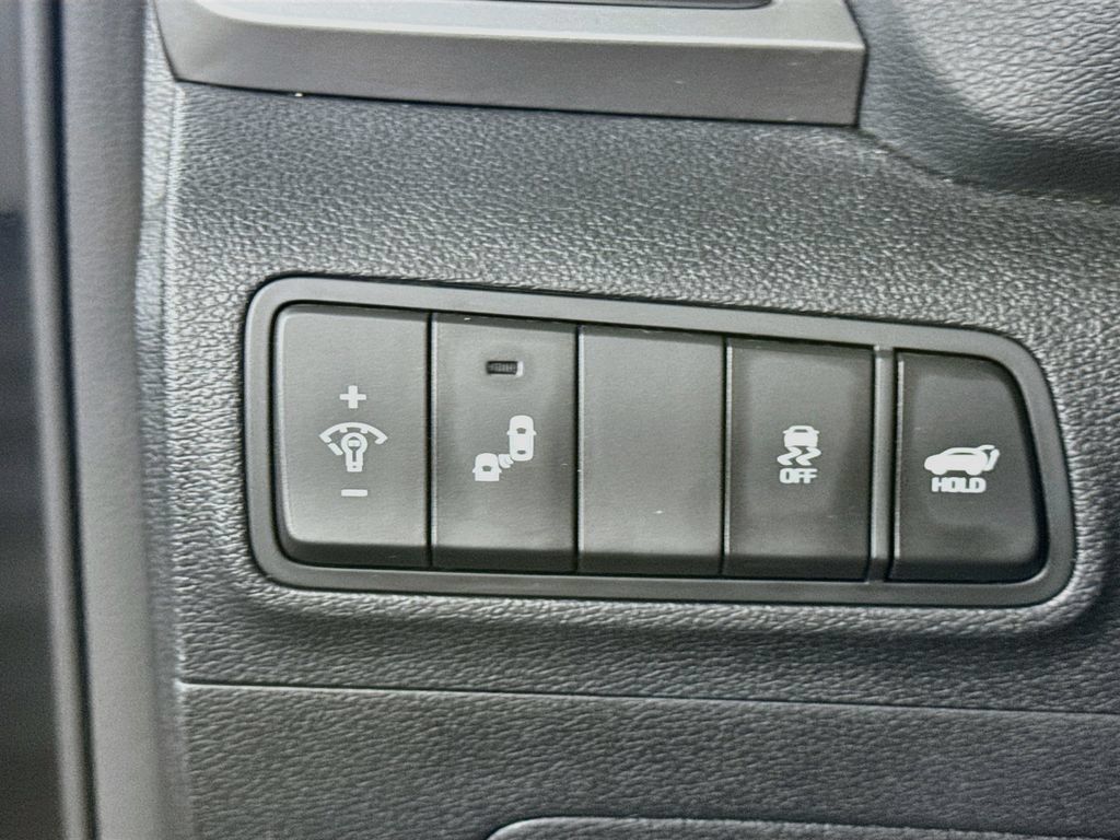 Used 2018 Hyundai Tucson Limited AWD/4WD image 18