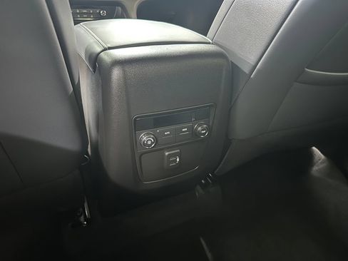 Used 2024 Buick Enclave Essence w/ Sport Touring Edition FWD image 35