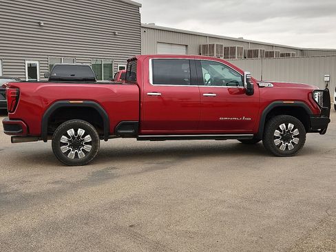 Used 2024 GMC Sierra 2500 Denali w/ Denali Reserve Package AWD/4WD image 5