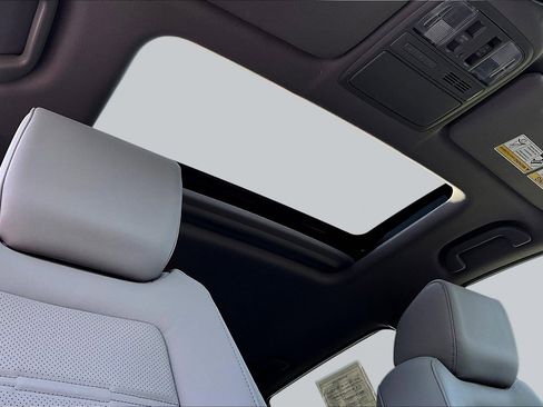 Certified 2021 Honda CR-V Touring image 27