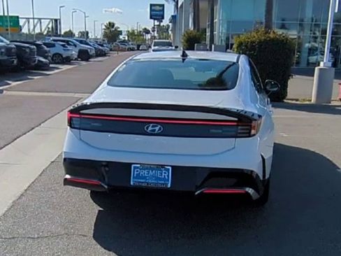 Used 2025 Hyundai Sonata SEL FWD image 7