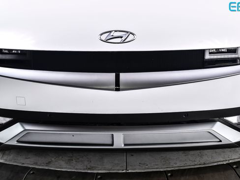 Used 2024 Hyundai Ioniq 5 SEL RWD image 9