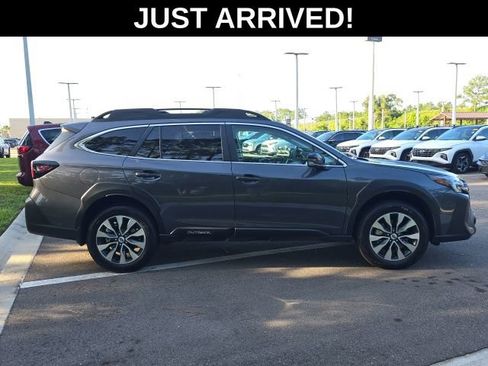 Used 2025 Subaru Outback Limited w/ Popular Package #2 AWD/4WD image 3