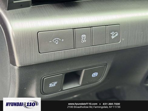 Used 2025 Hyundai Kona Limited image 18