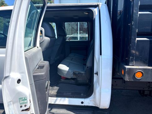 Used 2016 Ford F550 4x4 Crew Cab Super Duty image 53