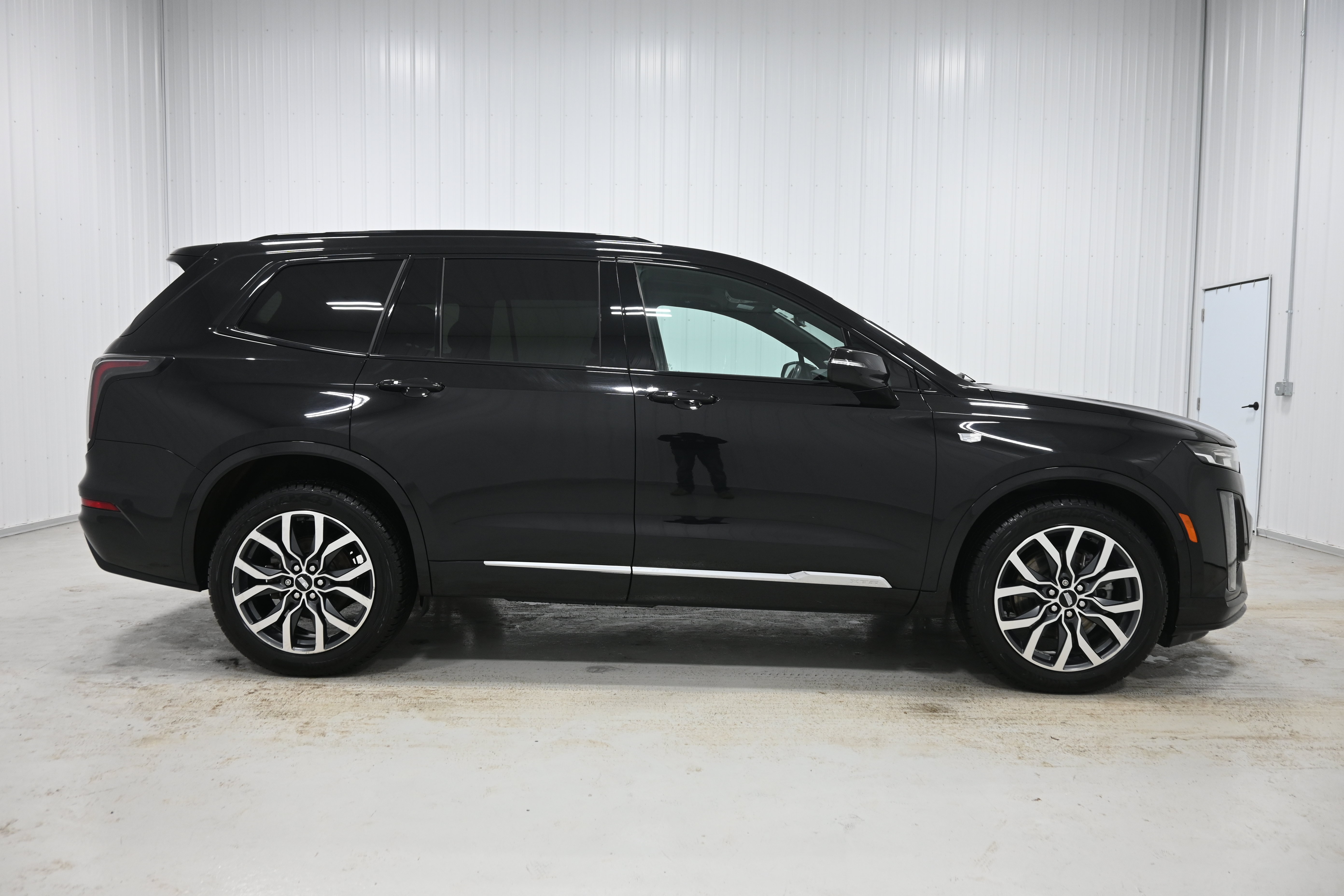 Used 2021 Cadillac XT6 Sport AWD/4WD image 42