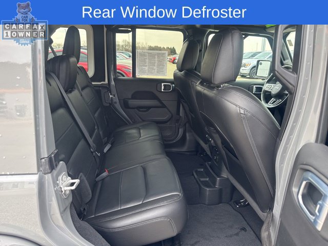 Used 2021 Jeep Wrangler Unlimited Sahara AWD/4WD image 17
