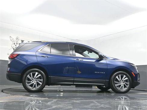 Used 2023 Chevrolet Equinox Premier image 52