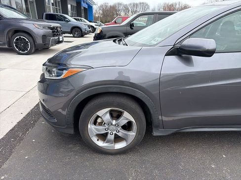 Certified 2021 Honda HR-V LX image 8