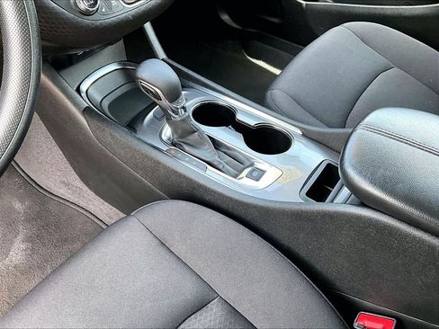 Used 2023 Chevrolet Malibu LT FWD image 20