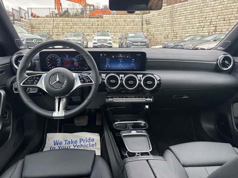 Used 2026 Mercedes-Benz CLA 250 4MATIC image 6