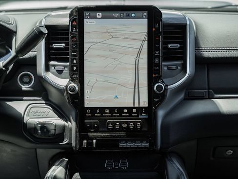 New 2026 RAM 3500 Laramie AWD/4WD image 28
