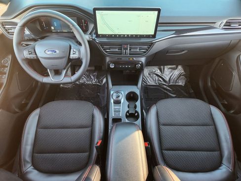 Used 2025 Ford Escape ST-Line w/ Tech Pack #1 image 29