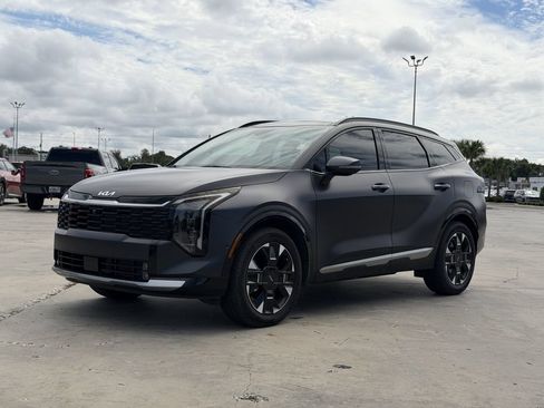 Certified 2026 Kia Sportage SX AWD/4WD image 8