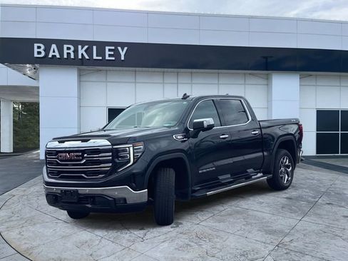 Certified 2022 GMC Sierra 1500 SLT w/ SLT Premium Plus Package image 7